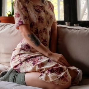 Beautiful vintage floral dress size 2-4